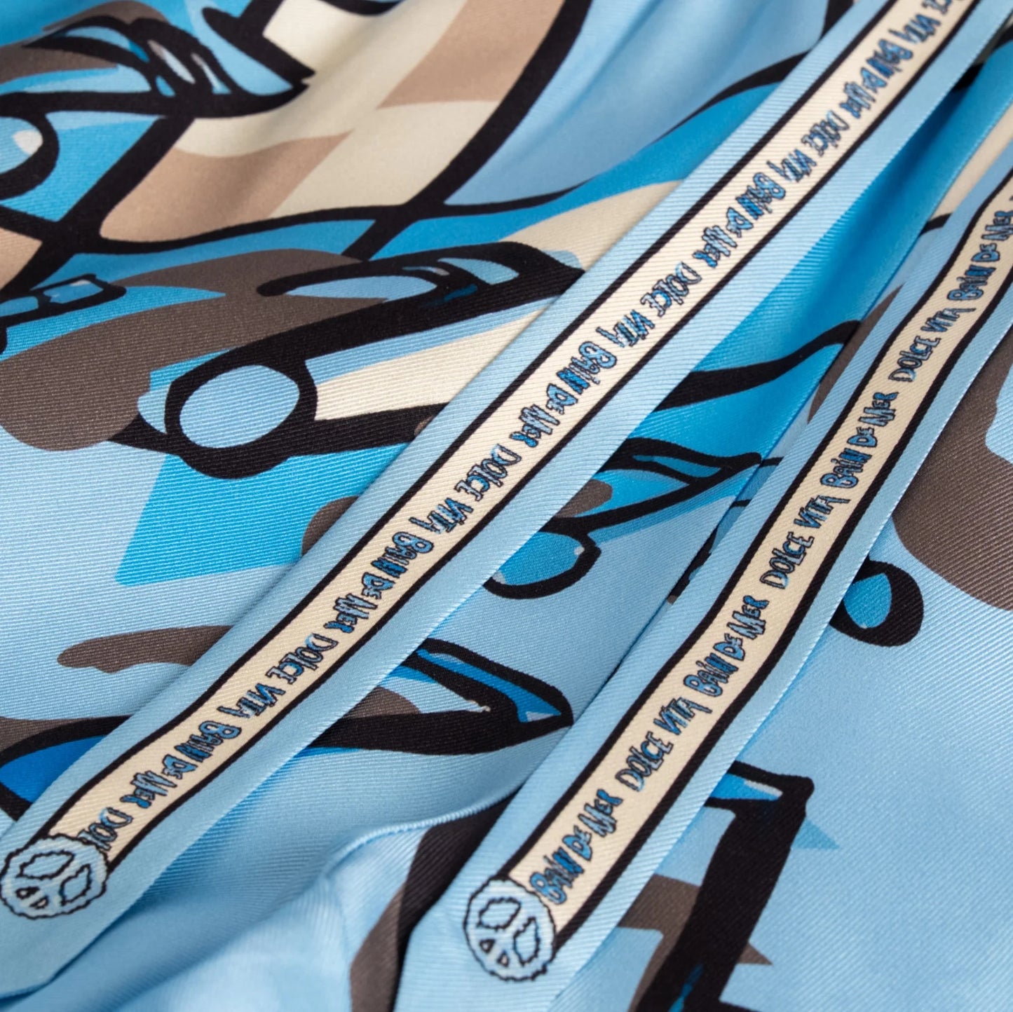 SILK SHORTS MUSIK ON