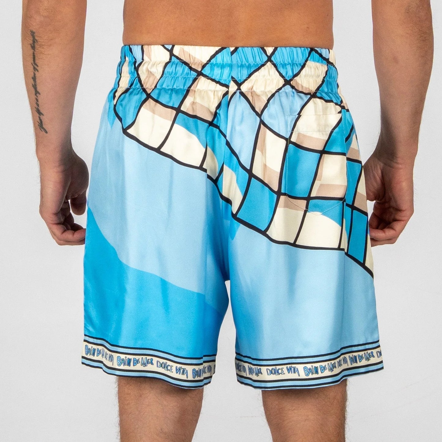 SILK SHORTS MUSIK ON