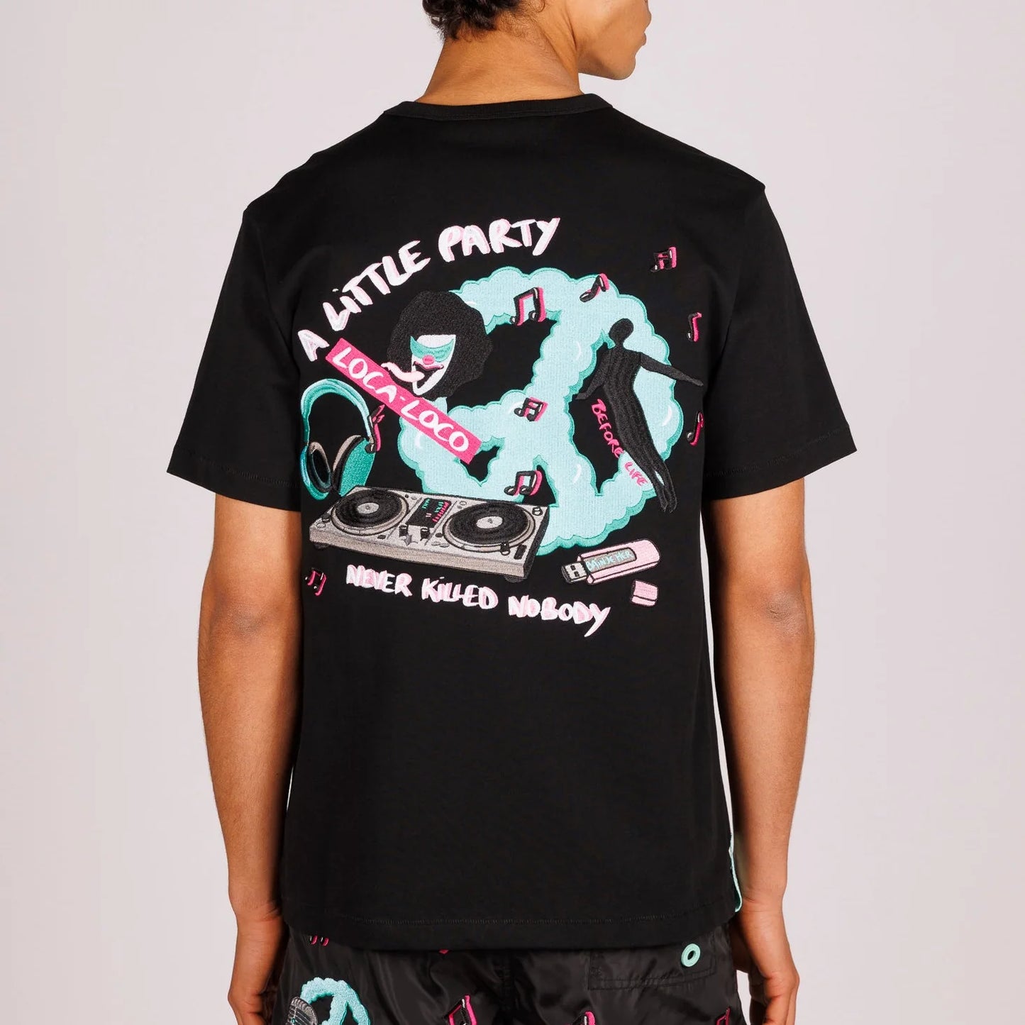 OS T-SHIRT BLACK | A LITTLE PARTY
